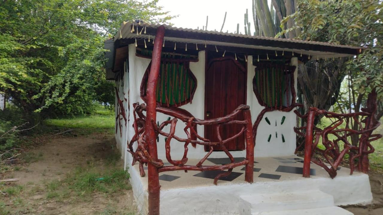 El Penon De Constantino - Tatacoa Hotel Villavieja Exterior photo