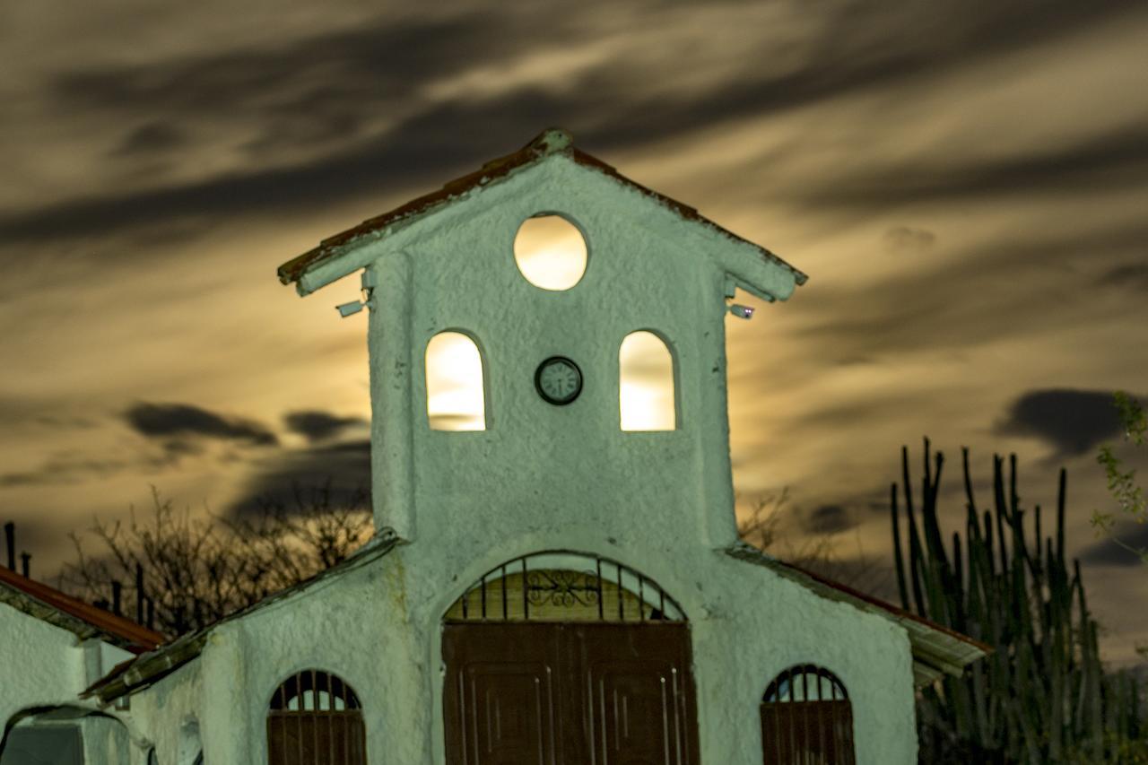 El Penon De Constantino - Tatacoa Hotel Villavieja Exterior photo