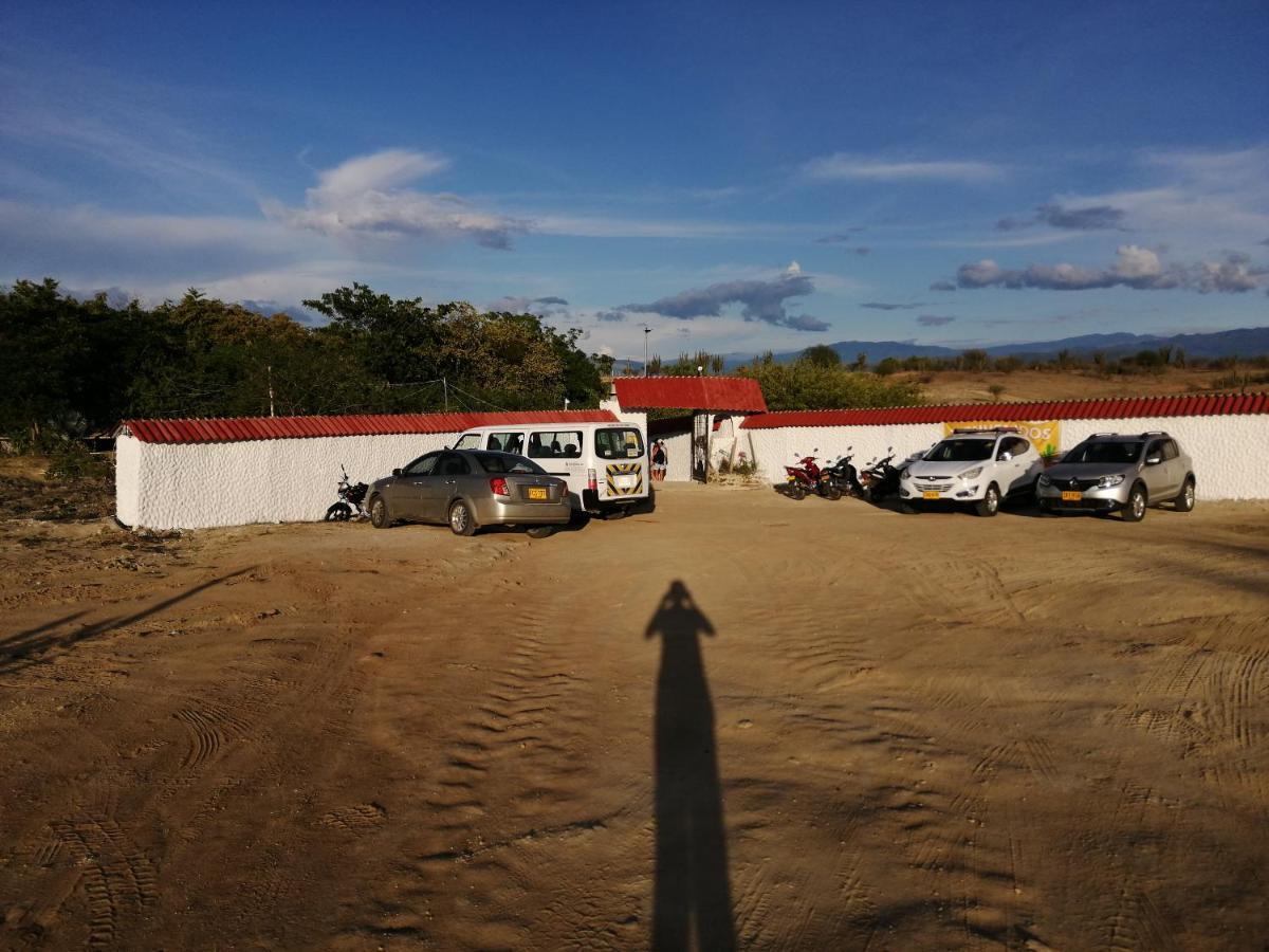 El Penon De Constantino - Tatacoa Hotel Villavieja Exterior photo